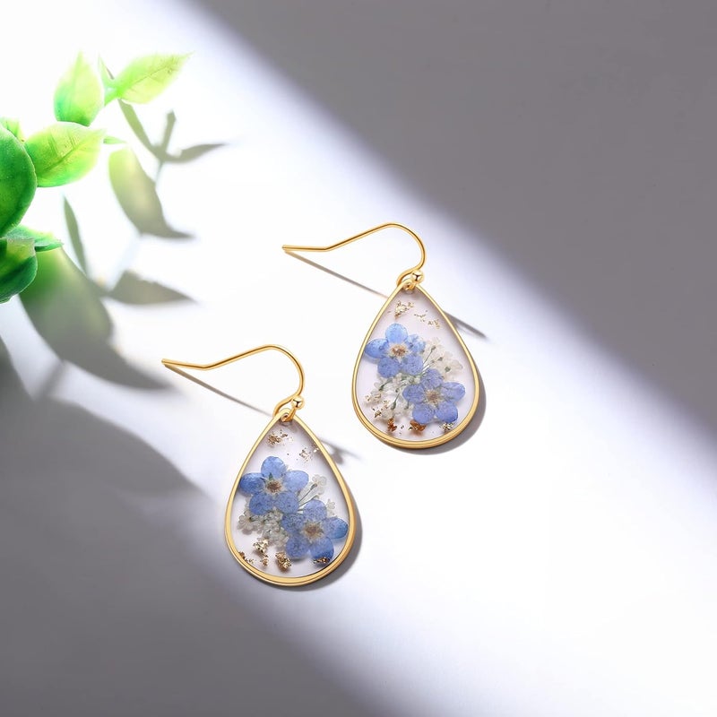 AUNTESIGN Store Forget-Me-Not and Queen Anne's Lace Pressed Wildflower Earrings | Pressed Flower Earrings | Handmade Drop and Dangle Earrings | Gift for Woman - Image 3